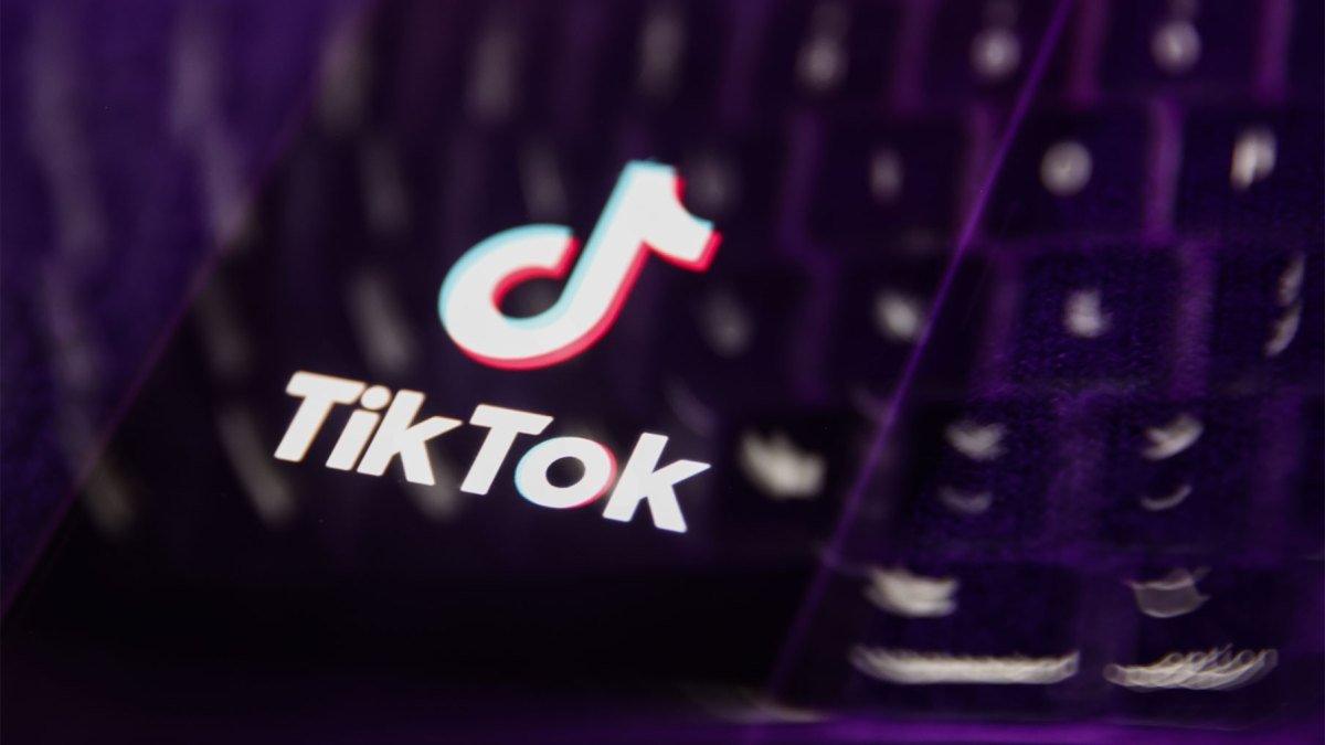 TikTok Encourages Android Users to Install its App from Outside the Play Store