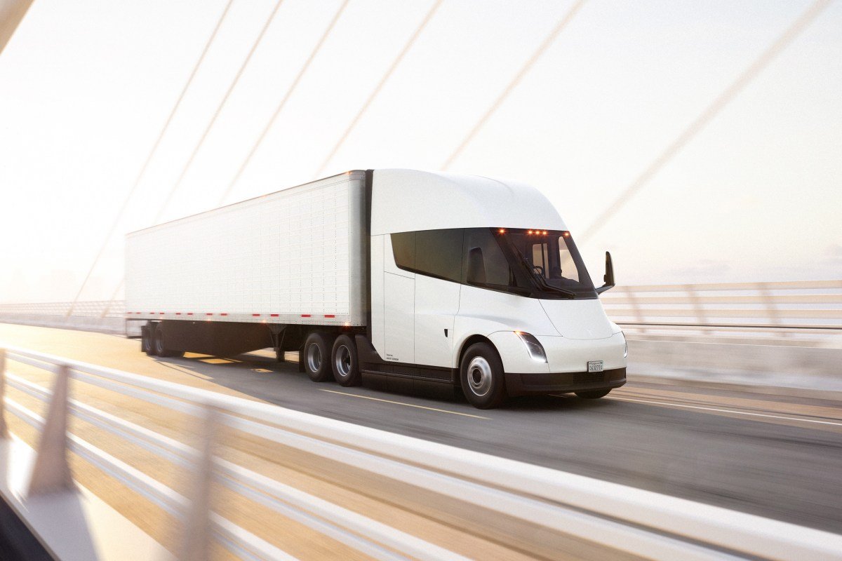 Tesla to share $100M prize for electric truck charging lane in Illinois